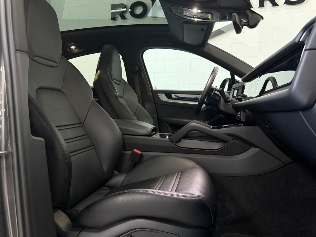Porsche Cayenne Coupé 3.0 E-Hybrid*Luchtvering*Sportchrono*Facelift* 10