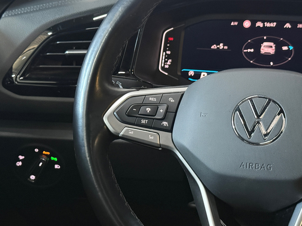 Volkswagen T-ROC 2.0 TSI 4Motion R-Line Business*Pano*Stoelmassage/verwarming* 12