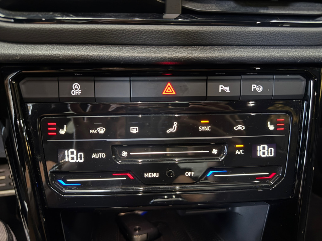 Volkswagen T-ROC 2.0 TSI 4Motion R-Line Business*Pano*Stoelmassage/verwarming* 17