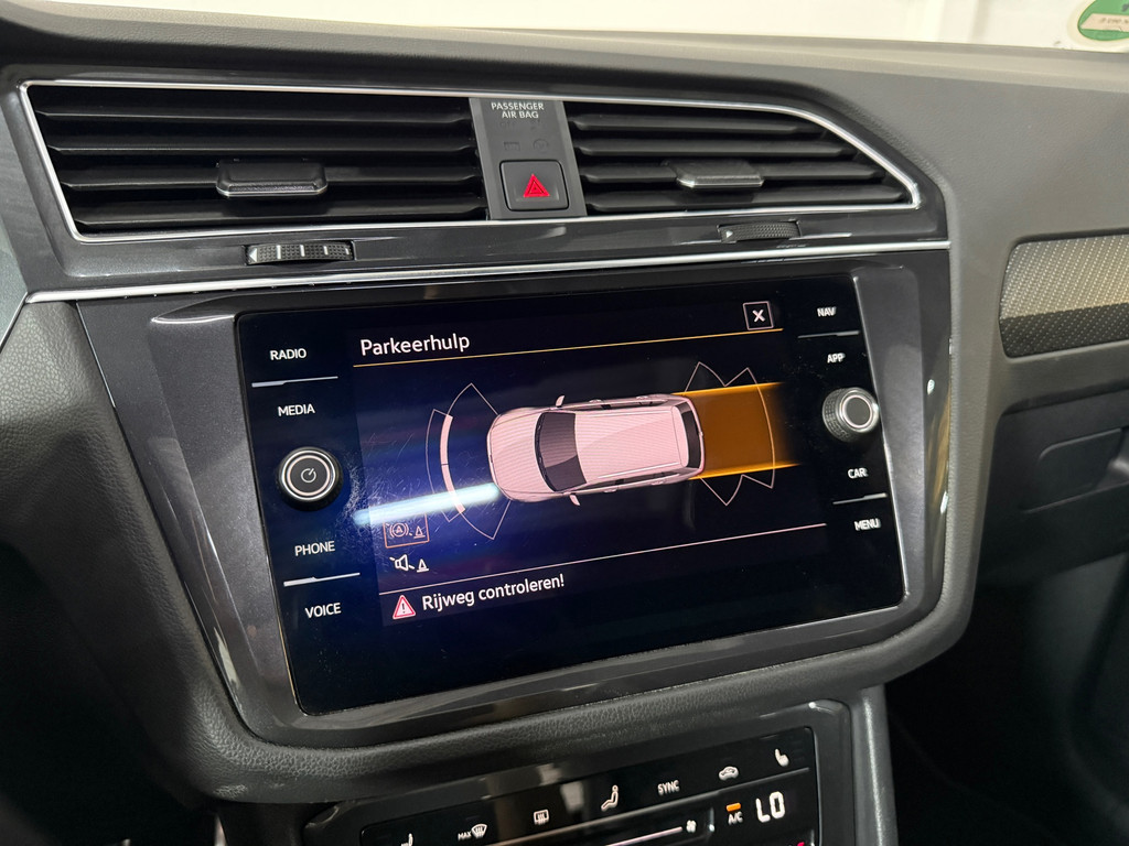 Volkswagen Tiguan 1.4 E-hybrid*Pano*GTE*Sfeer*Memory*Stuur/stoelverwarming* 23