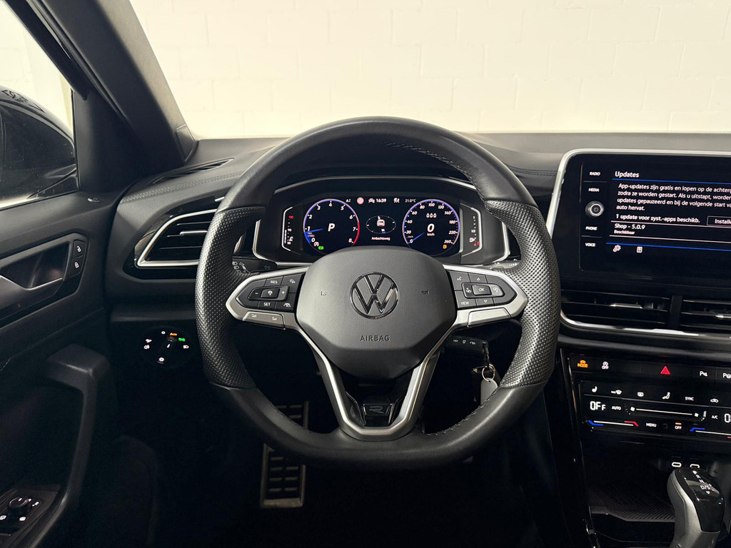 Volkswagen T-roc 1.5 T-roc*Pano*Camera*Lage KM* 18