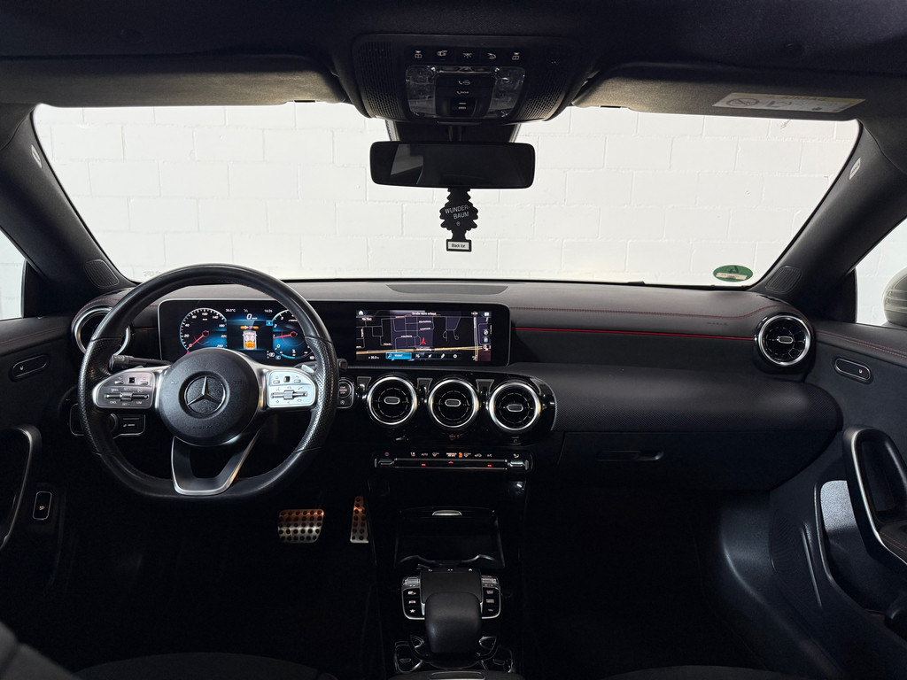 Mercedes-Benz CLA-klasse 200 AMG *Pano*Trekhaak-elek*Cam 10