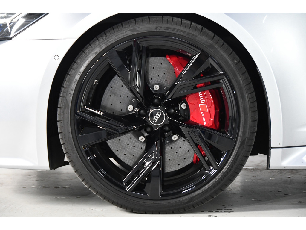 Audi A6 Avant RS6 quattro, Pano,Keram,HUD,Downpipe,Softclose 2