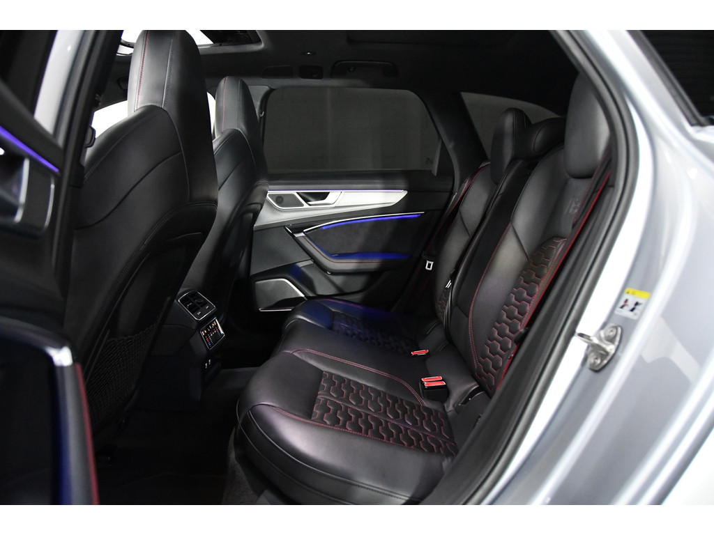 Audi A6 Avant RS6 quattro, Pano,Keram,HUD,Downpipe,Softclose 6