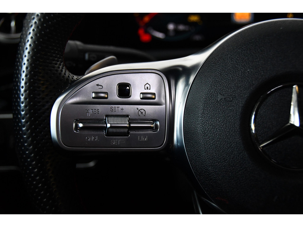 Mercedes-Benz A-klasse 180 Business Solution AMG Pano,Burmester,Sfeer 11