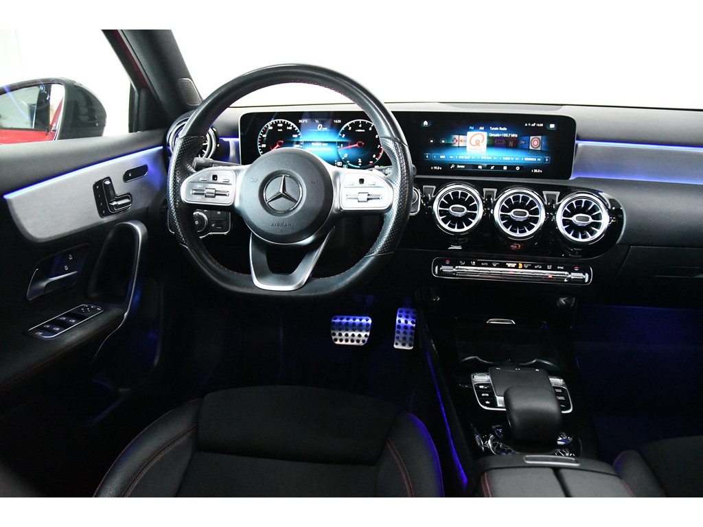 Mercedes-Benz A-klasse 200 Business Solution AMG, BOMVOL,Pano,Sfeer,Burmester 10