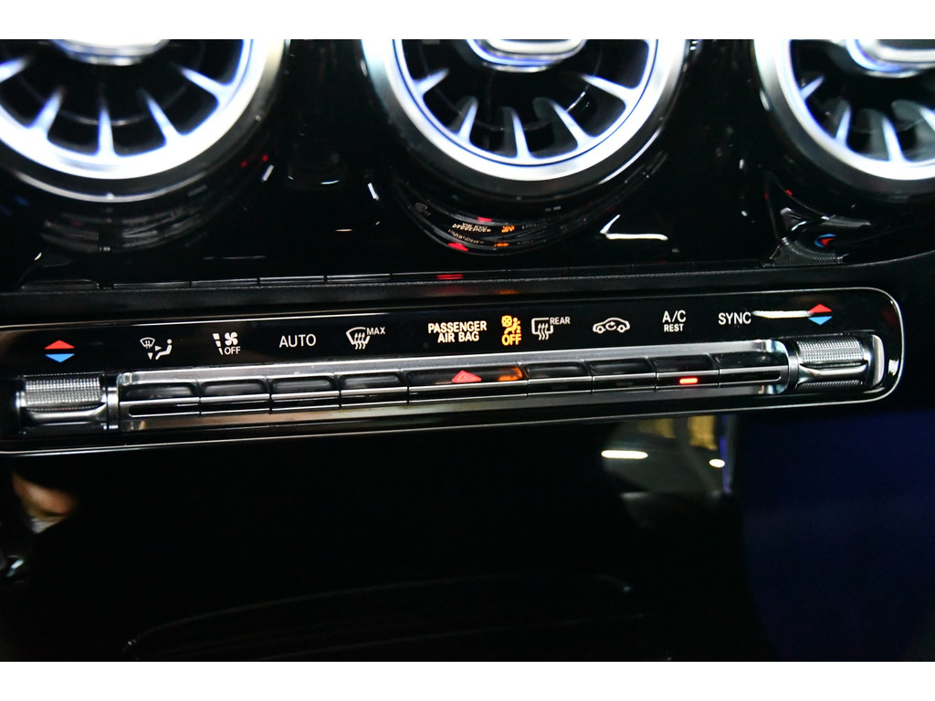 Mercedes-Benz A-klasse 200 Business Solution AMG, BOMVOL,Pano,Sfeer,Burmester 19