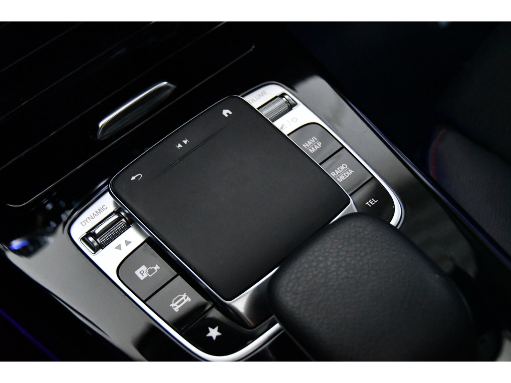 Mercedes-Benz A-klasse 200 Business Solution AMG, BOMVOL,Pano,Sfeer,Burmester 20
