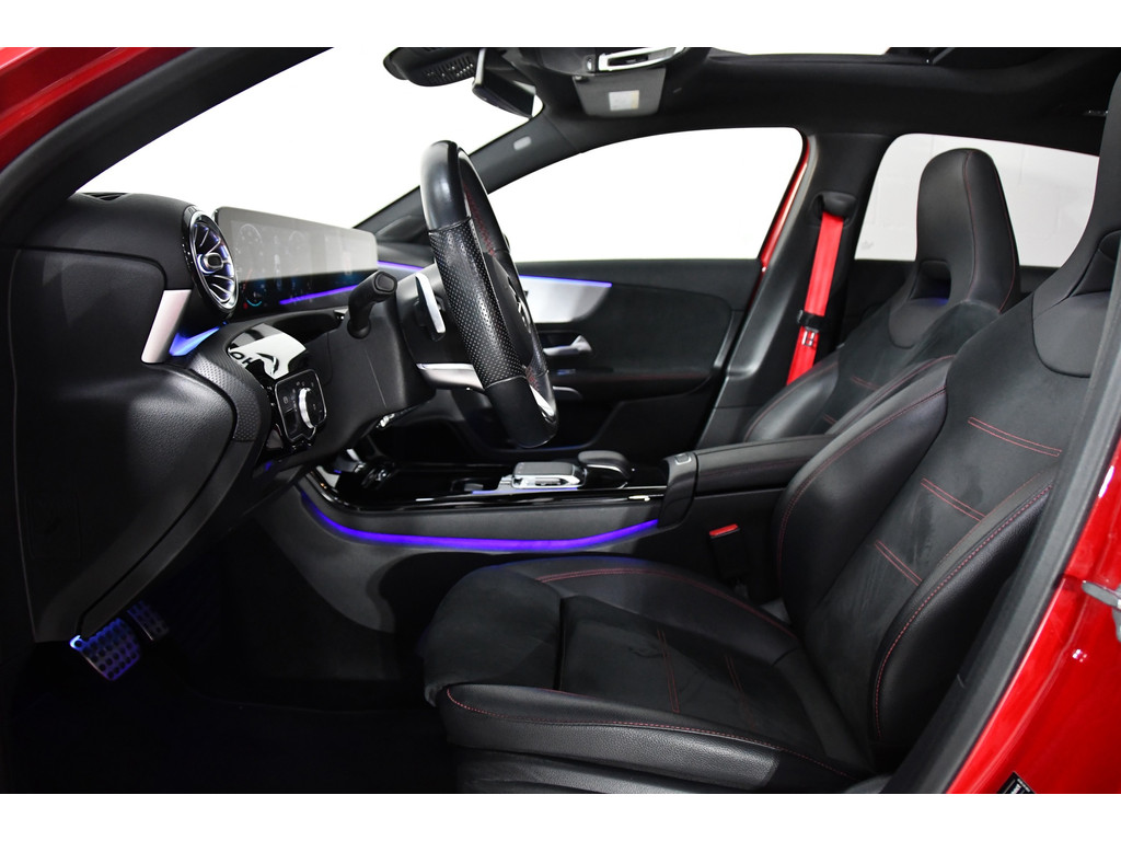 Mercedes-Benz A-klasse 200 Business Solution AMG, BOMVOL,Pano,Sfeer,Burmester 4
