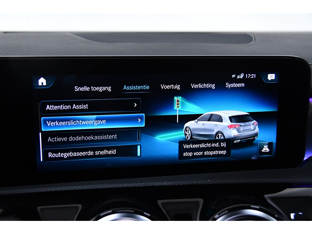 Mercedes-Benz A-klasse 250 e AMG Limited, FULL OPTIONS,Pano,HUD,Sfeer 26