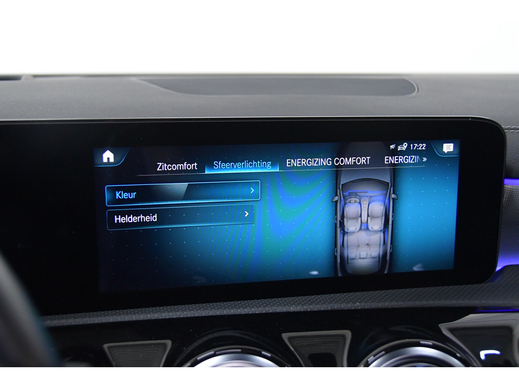 Mercedes-Benz A-klasse 250 e AMG Limited, FULL OPTIONS,Pano,HUD,Sfeer 29
