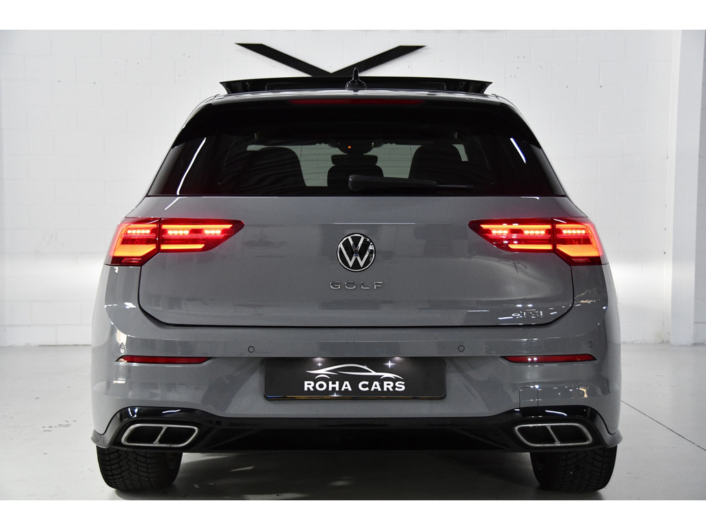Volkswagen Golf 1.5 eTSI R-Line Pano, Sfeer, AppleCarplay 21