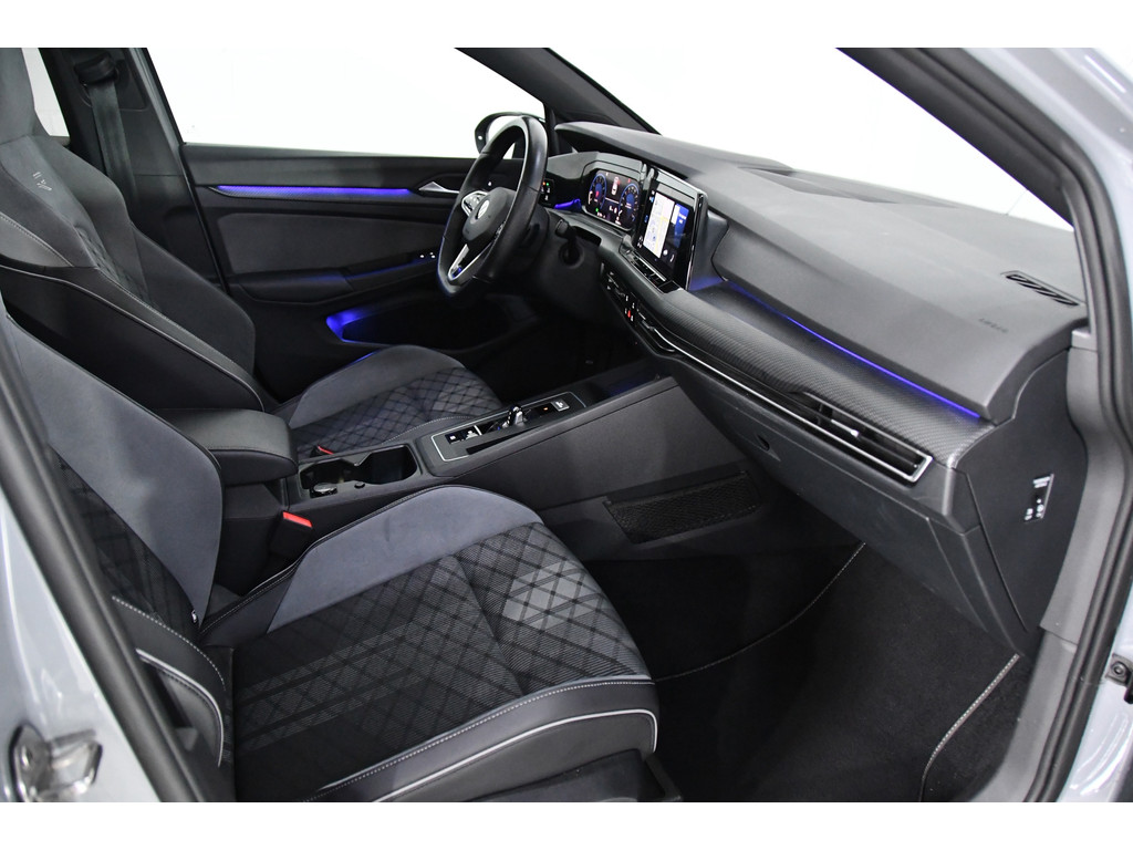 Volkswagen Golf 1.5 eTSI R-Line Pano, Sfeer, AppleCarplay 6