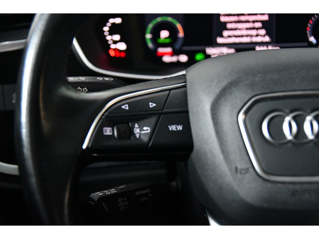 Audi Q3 Sportback 45 TFSI e S-Line PHEV, Pano, Maxton 9