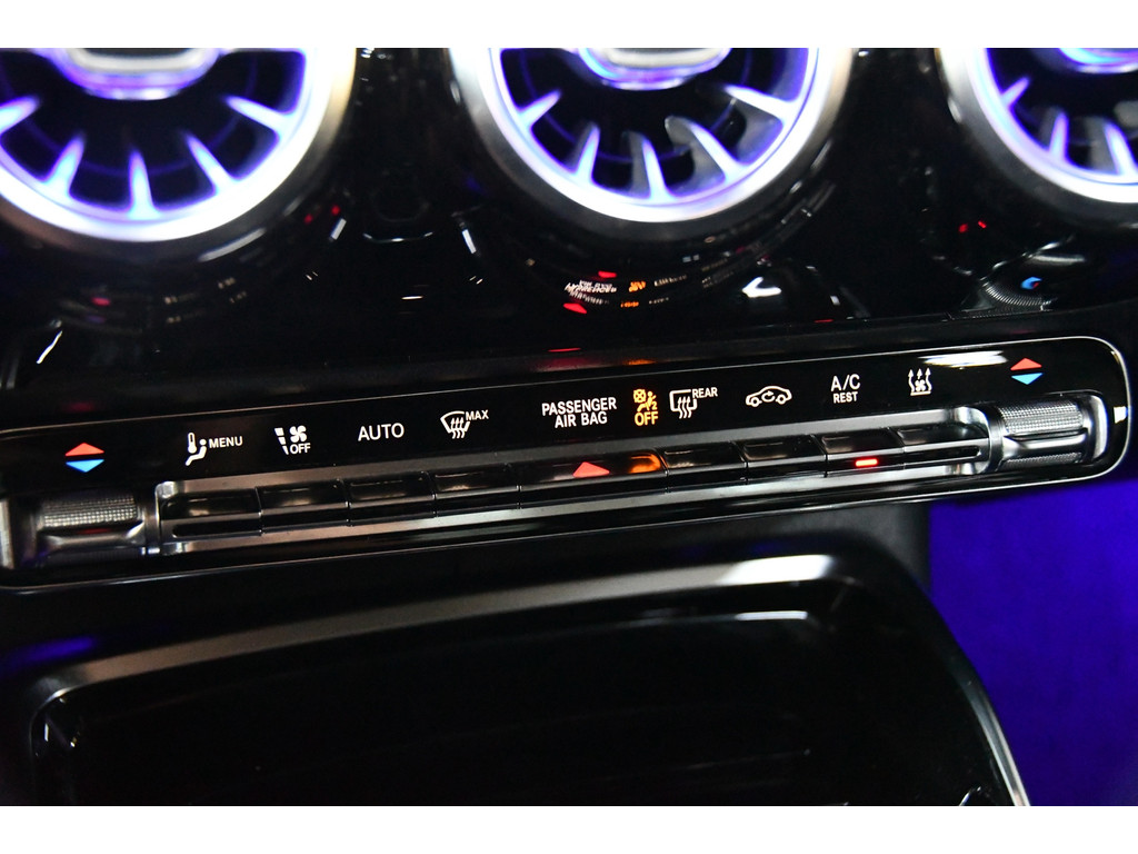 Mercedes-Benz A-klasse AMG 35 4MATIC Edition 1, Schaalstoel, Pano, Burmester, Fulloptions 22