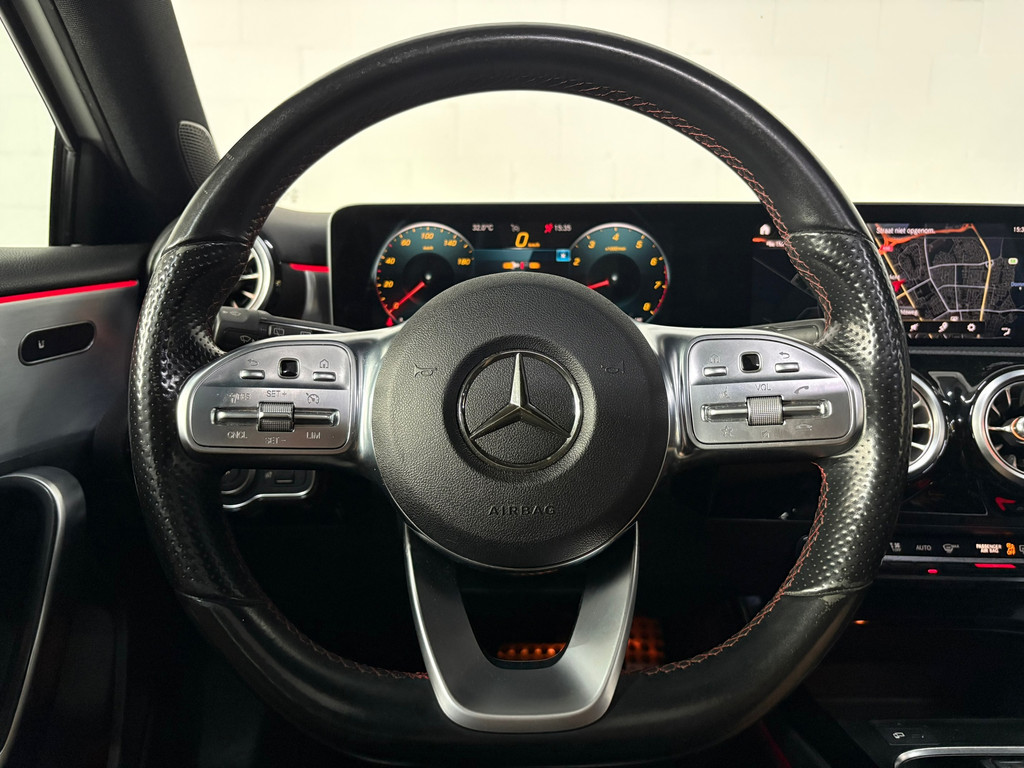 Mercedes-Benz A-klasse 250 Premium Plus AMG, Pano, Sfeer, Night 10