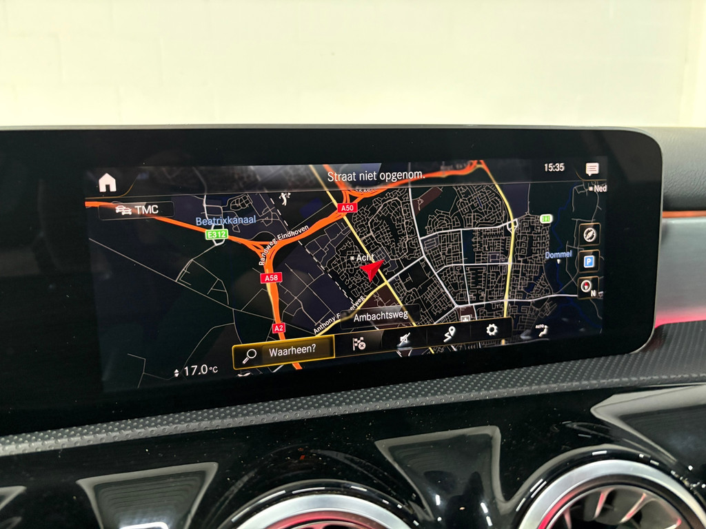Mercedes-Benz A-klasse 250 Premium Plus AMG, Pano, Sfeer, Night 13
