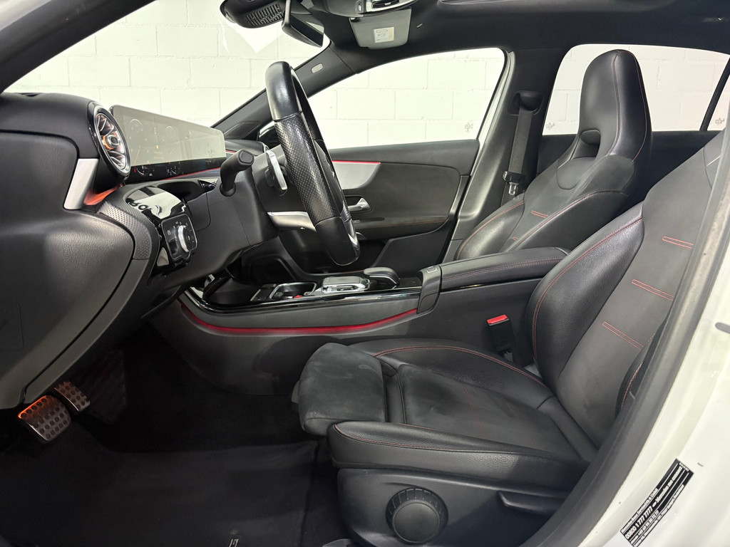 Mercedes-Benz A-klasse 250 Premium Plus AMG, Pano, Sfeer, Night 5