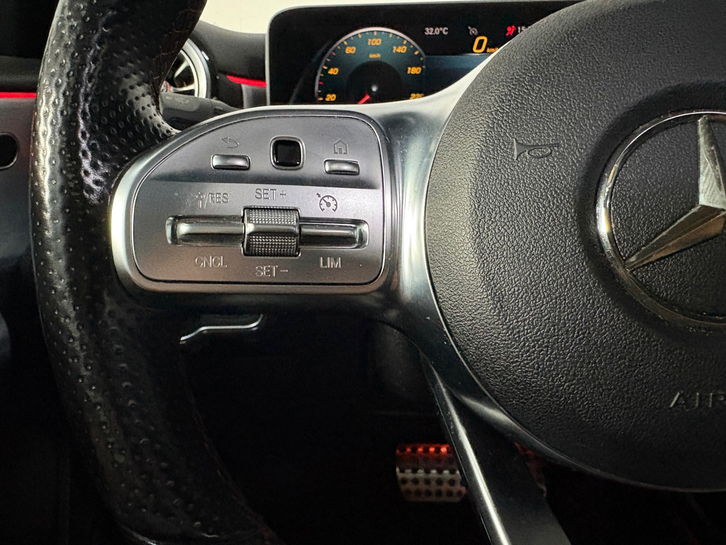 Mercedes-Benz A-klasse 250 Premium Plus AMG, Pano, Sfeer, Night 9