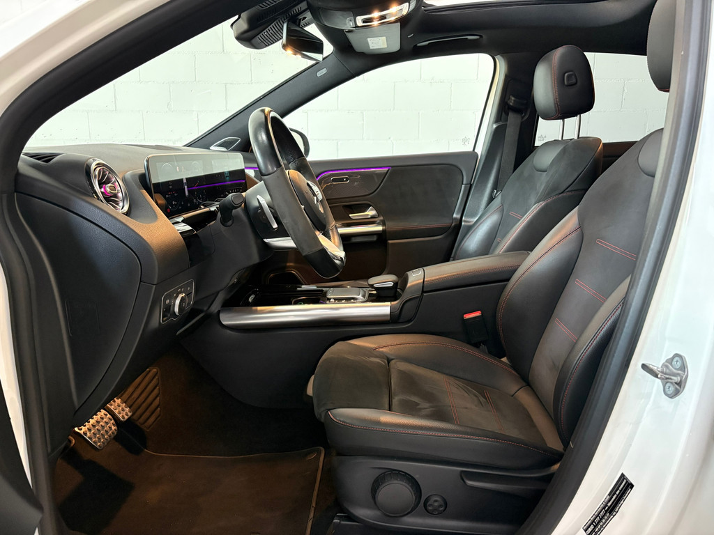 Mercedes Benz GLA 250 4MATIC AMG-line NIGHT PAKKET*Pano*Stoelverwarming* 4