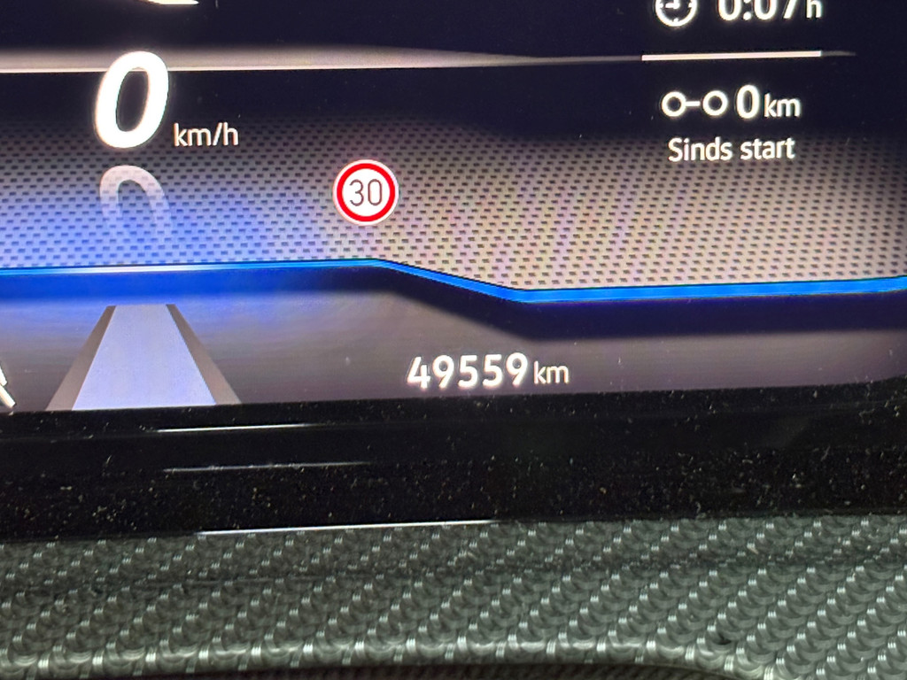 Volkswagen GOLF 2.0 TSI R 4Motion 12
