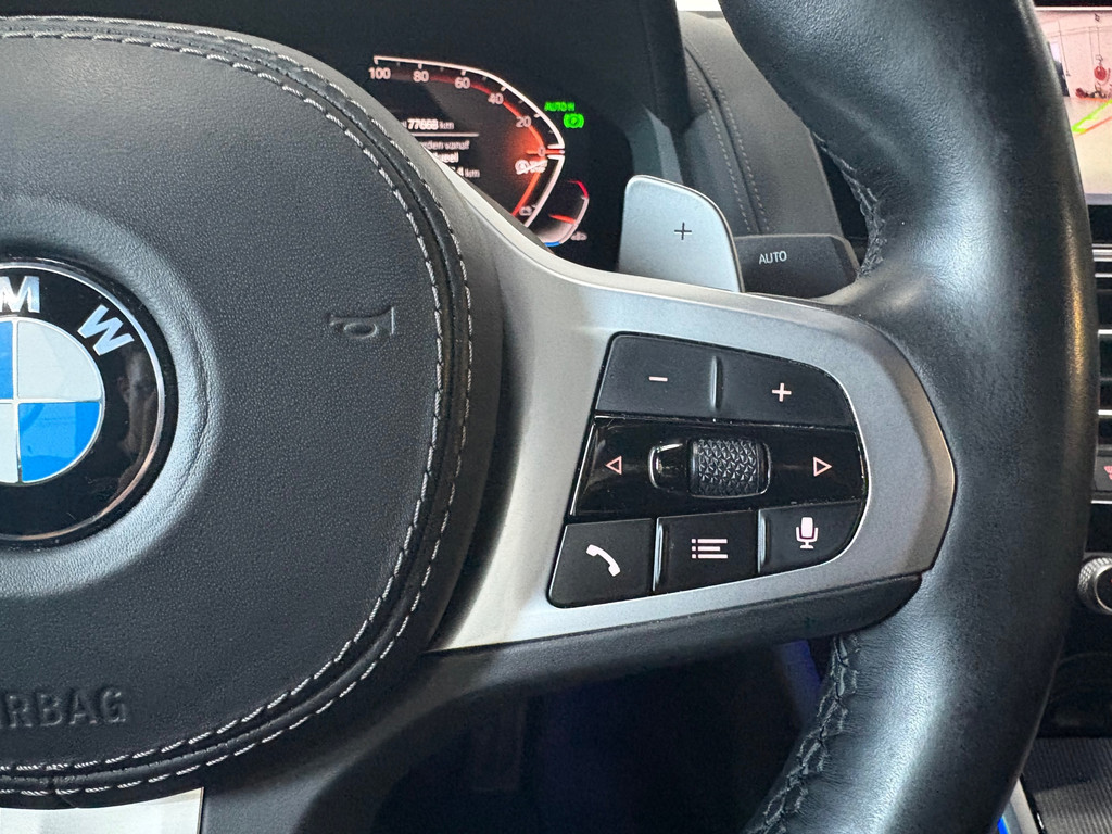 BMW 8-serie 840i High Executive*Stoelverwarming*Memory*Camera*H&K* 9