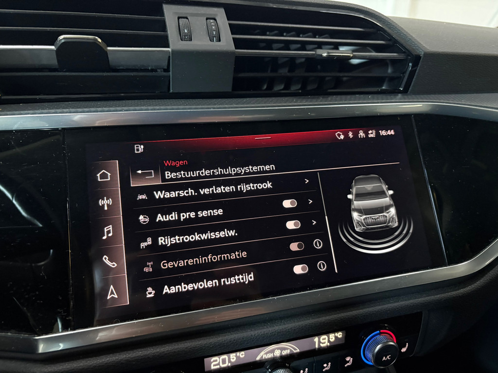 Audi Q3 Sportback 45 TFSI e S Edition 16