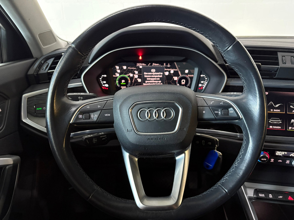 Audi Q3 Sportback 45 TFSI e S Edition 9