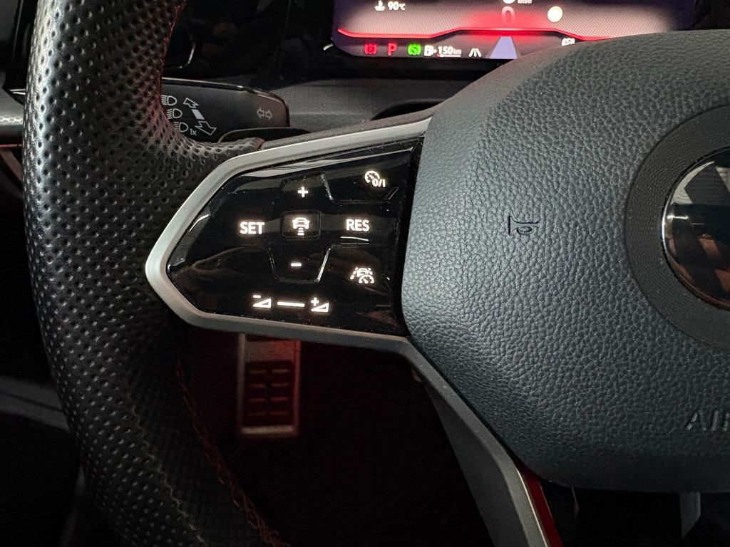 Volkswagen Golf 2.0 GTI Clubsport Pano, Side Assist, Carplay 10