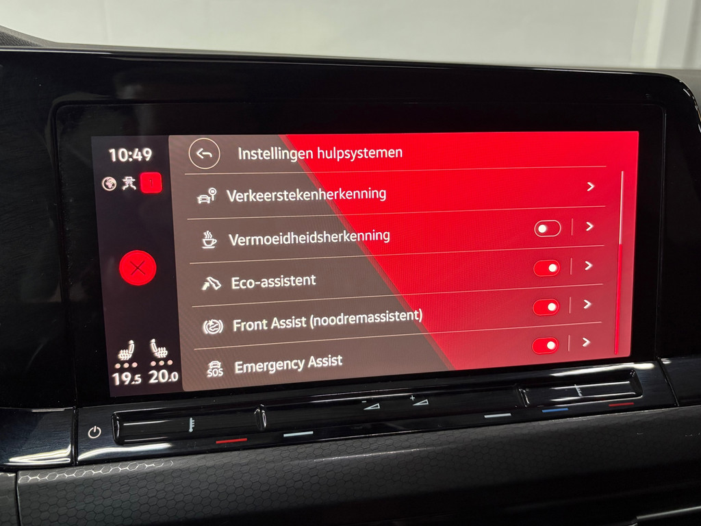 Volkswagen Golf 2.0 GTI Clubsport Pano, Side Assist, Carplay 19
