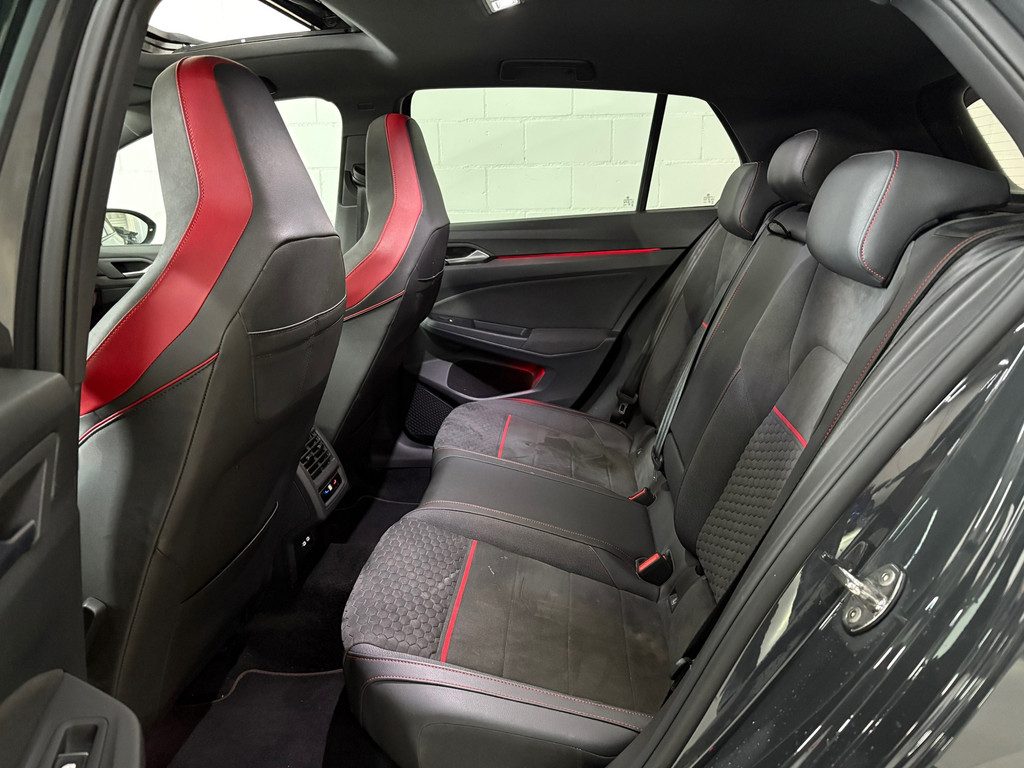 Volkswagen Golf 2.0 GTI Clubsport Pano, Side Assist, Carplay 5