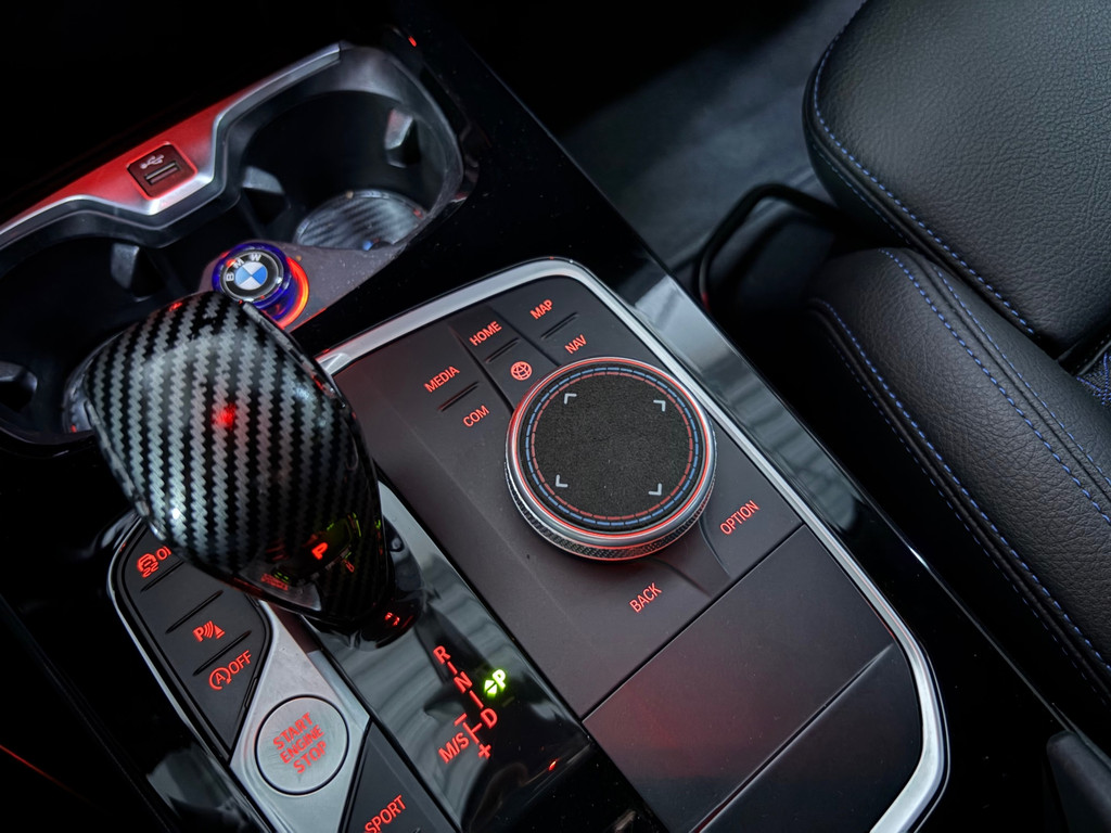 BMW 1-serie 118i High Executive, Pano, Sfeerverlichting, Applecarplay 14