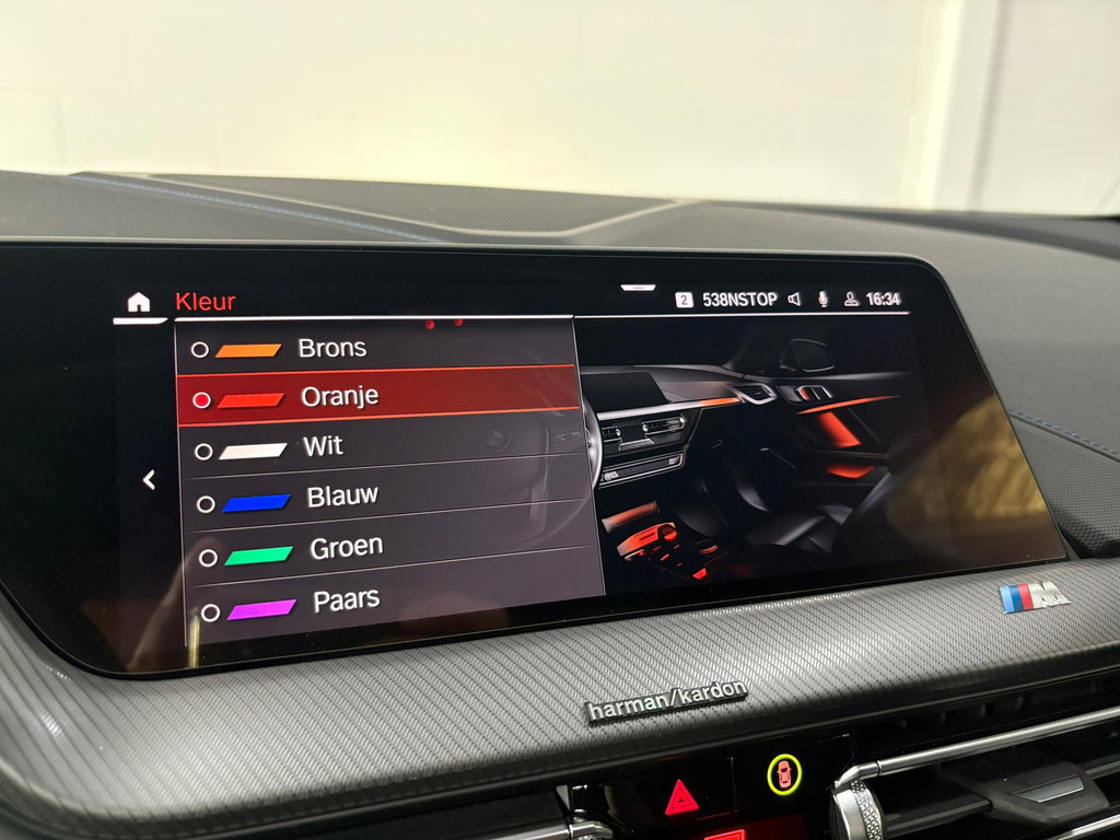 BMW 1-serie 118i High Executive, Pano, Sfeerverlichting, Applecarplay 18
