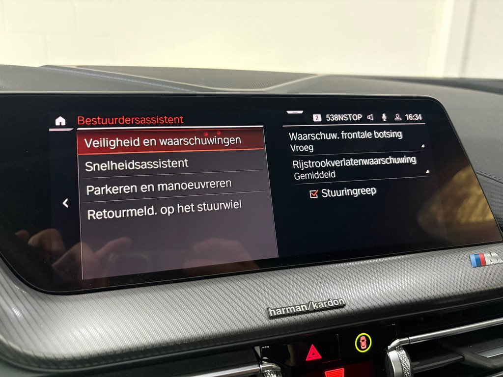 BMW 1-serie 118i High Executive, Pano, Sfeerverlichting, Applecarplay 19