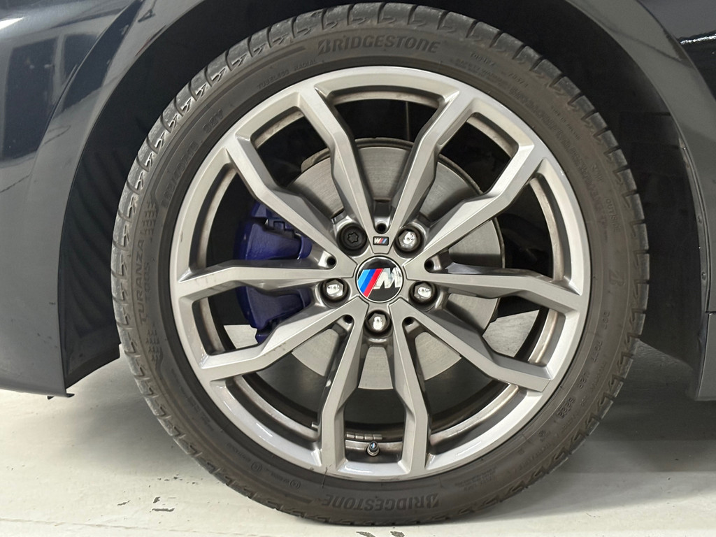 BMW 1-serie 118i High Executive, Pano, Sfeerverlichting, Applecarplay 2