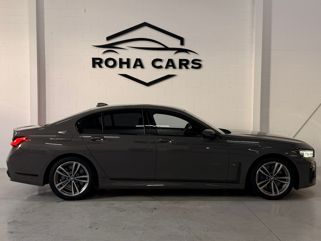 BMW 7-serie 745e High Executive, M-Pakket, CarbonCore, Luchtvering 14