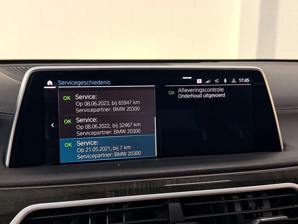 BMW 7-serie 745e High Executive, M-Pakket, CarbonCore, Luchtvering 21