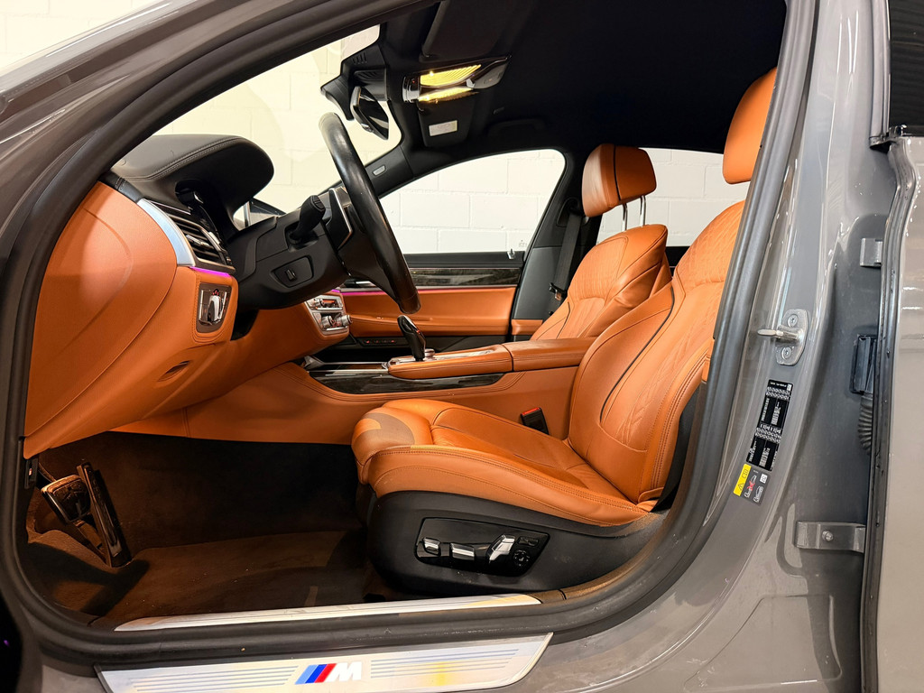 BMW 7-serie 745e High Executive, M-Pakket, CarbonCore, Luchtvering 4