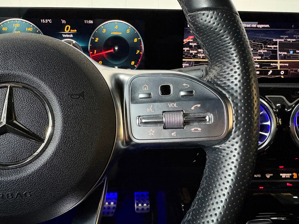 Mercedes-Benz CLA-klasse 180 Prem+ Edition, Sfeer, Cam, AppleCP 13