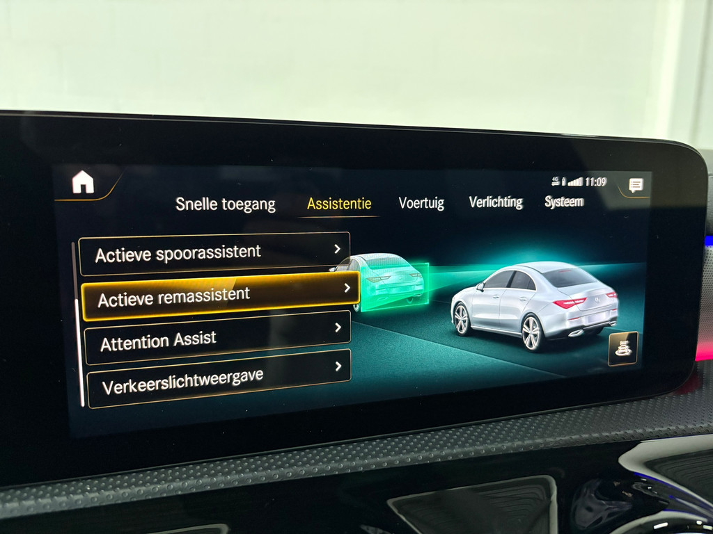 Mercedes-Benz CLA-klasse 180 Prem+ Edition, Sfeer, Cam, AppleCP 19