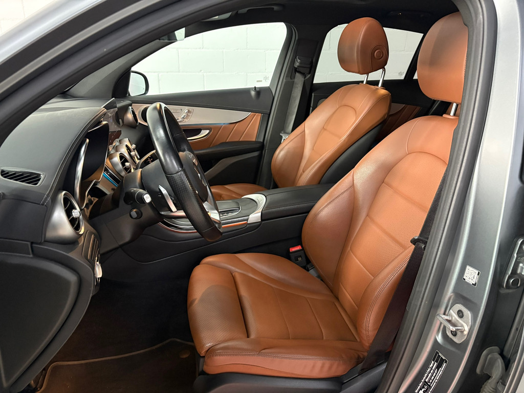 Mercedes-Benz GLC-klasse Coupé 300e 4MATIC AMG, Pano, Side assist, Camera 19
