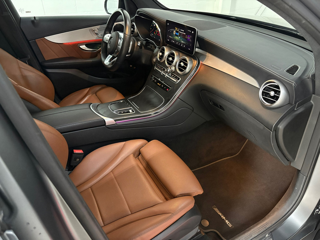 Mercedes-Benz GLC-klasse Coupé 300e 4MATIC AMG, Pano, Side assist, Camera 6