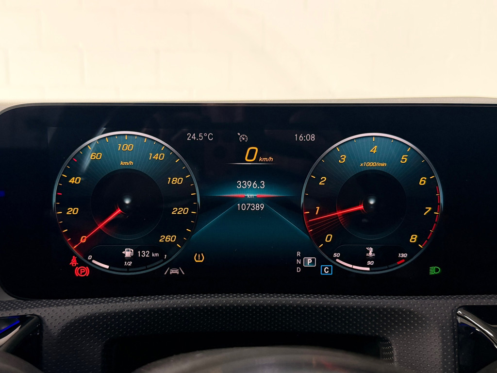 Mercedes-Benz CLA-klasse 200 Business Solution AMG 13