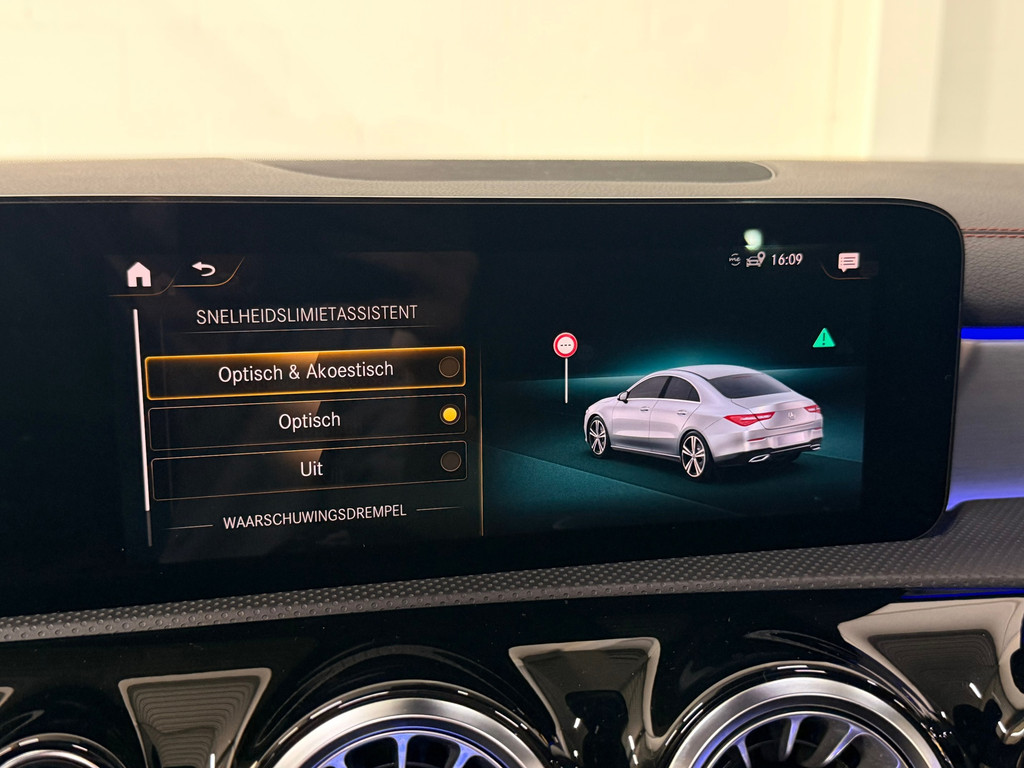 Mercedes-Benz CLA-klasse 200 Business Solution AMG 19