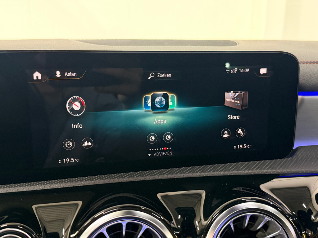 Mercedes-Benz CLA-klasse 200 Business Solution AMG 21