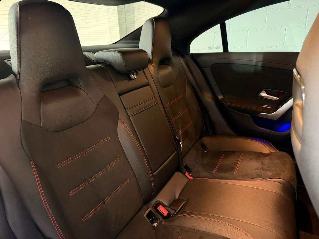Mercedes-Benz CLA-klasse 200 Business Solution AMG 28