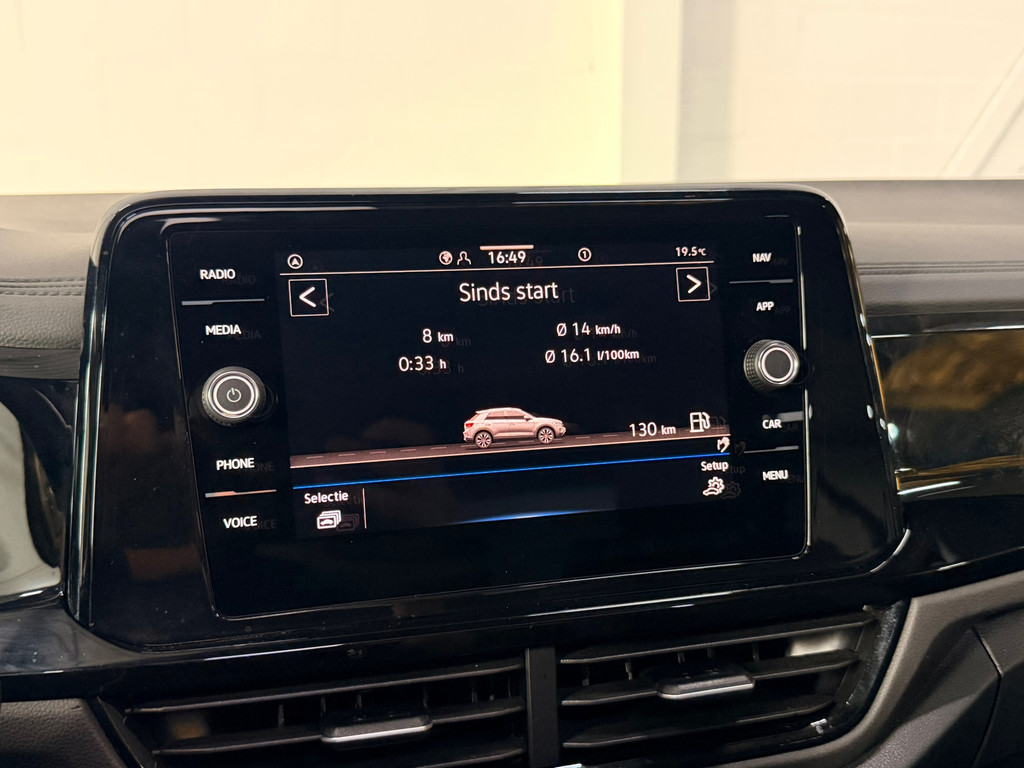 Volkswagen T-roc 1.5 TSI R-Line Cam*Led*Keyless 20