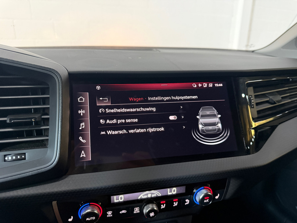 Audi A1 SPORTBACK 30 TFSI*Stoelverwarming*Parkeersensoren* 16