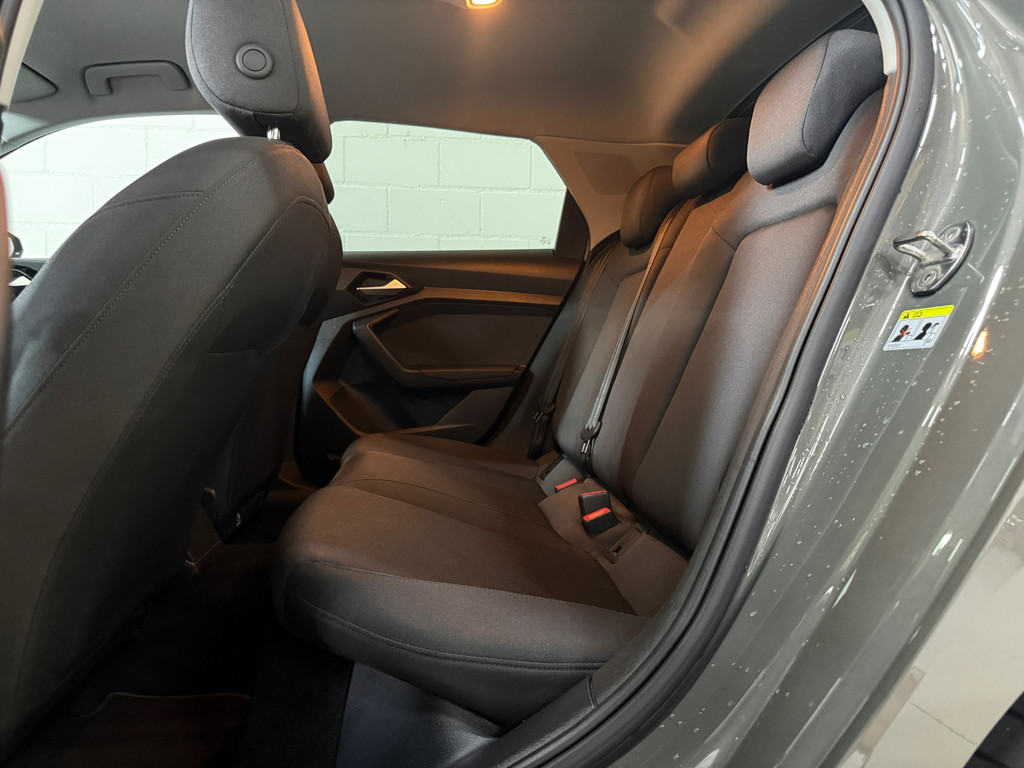 Audi A1 SPORTBACK 30 TFSI*Stoelverwarming*Parkeersensoren* 19