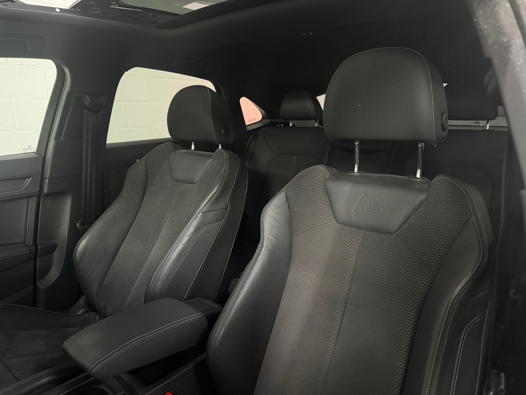 Audi Q3 SPORTBACK 35 TFSI S Edition*Pano*Camera*Stoelverwarming* 11
